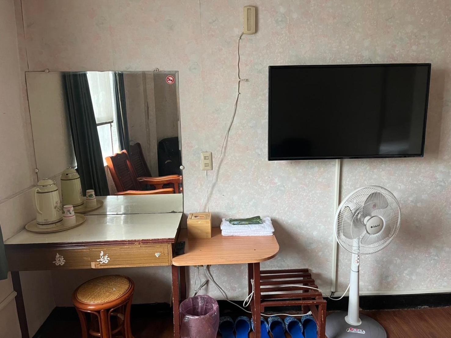 他里霧ta Li Woo Hotel Dounan Buitenkant foto